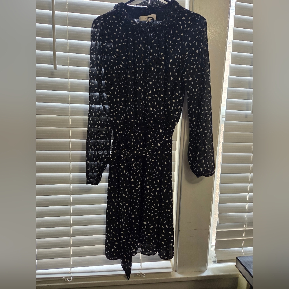 Ann Taylor LOFT Black and White Patterned Dress EUC Size 6